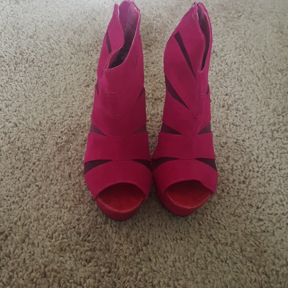 Pink Wedges